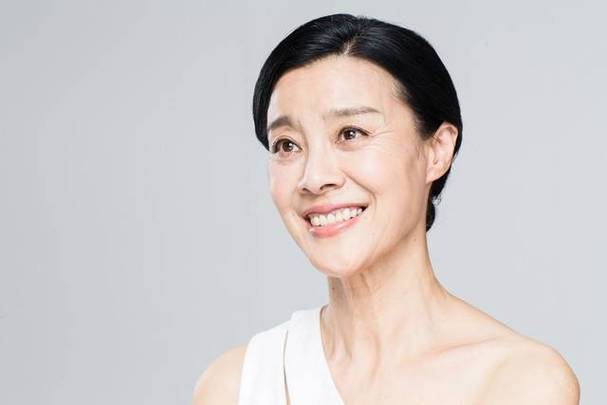 女人到了中年,有这3种迹象,才表明这辈子没白活!哪三种?
