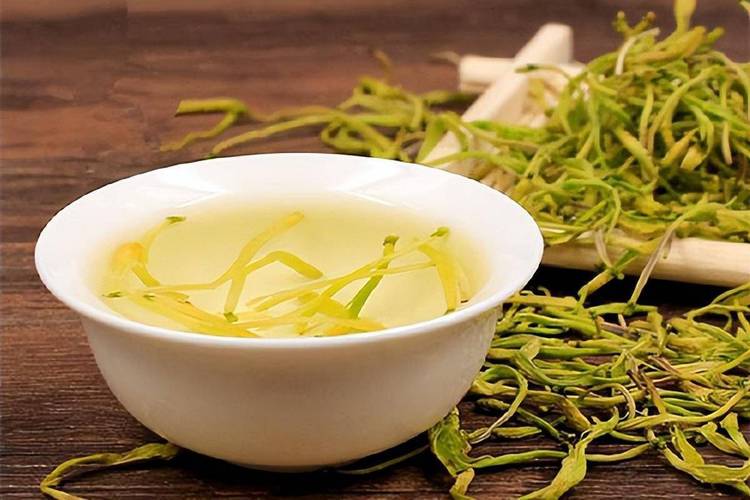 孕期喝金银花茶对胎儿有哪些影响?