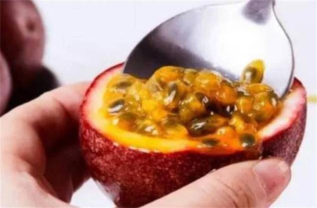 百香果的籽吞还是嚼碎?